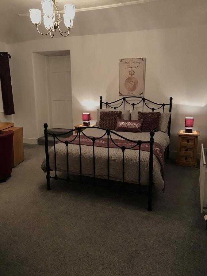 Vollie House With Hot Tub, Sauna & Log Burner Penpont エクステリア 写真